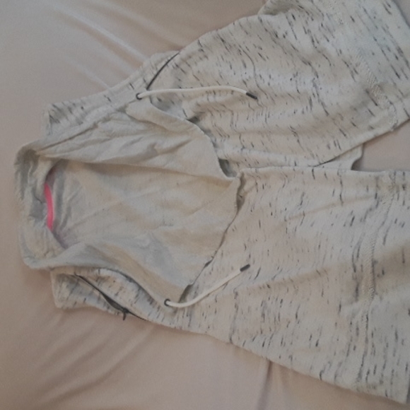 Top - Picture 1 of 3